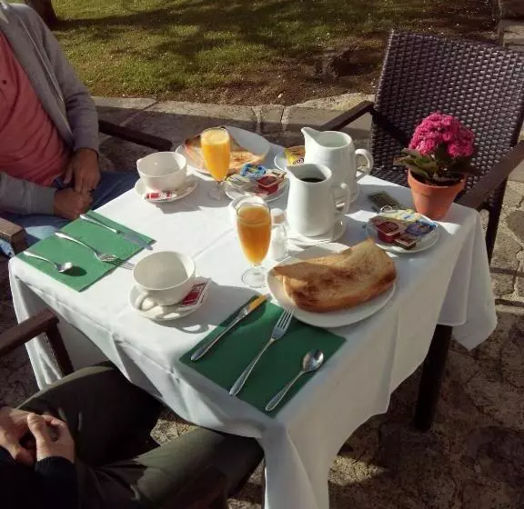 فندق Villa Miramar