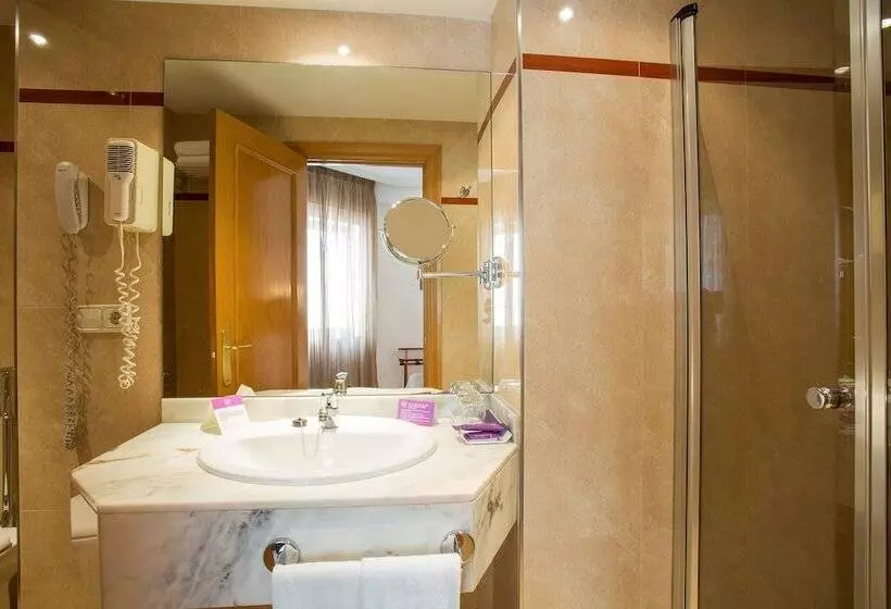 בית מלון כפרי Zentral Ramiro I