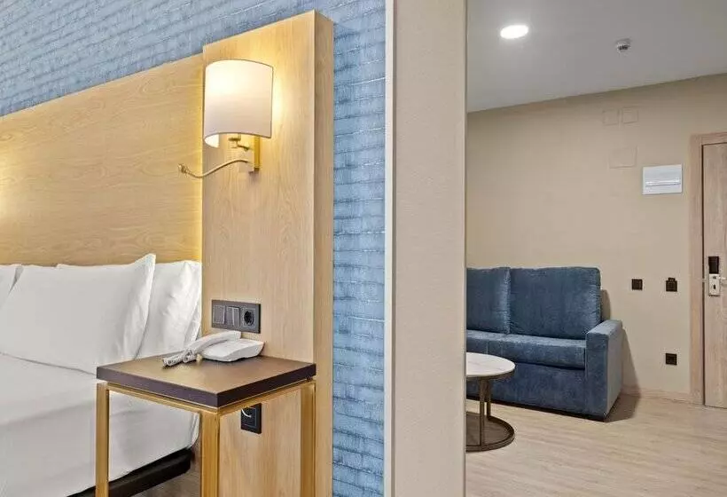 בית מלון כפרי Zentral Ramiro I