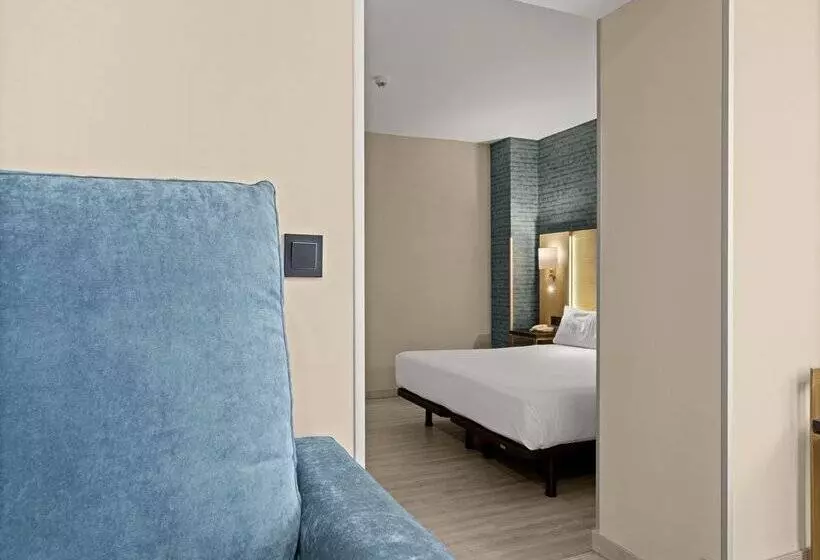 בית מלון כפרי Zentral Ramiro I