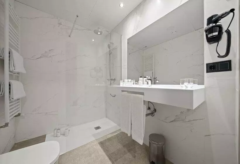 בית מלון כפרי Zentral Ramiro I