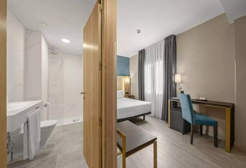 בית מלון כפרי Zentral Ramiro I