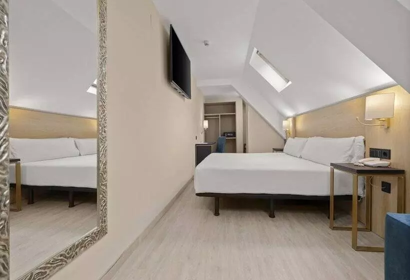 בית מלון כפרי Zentral Ramiro I