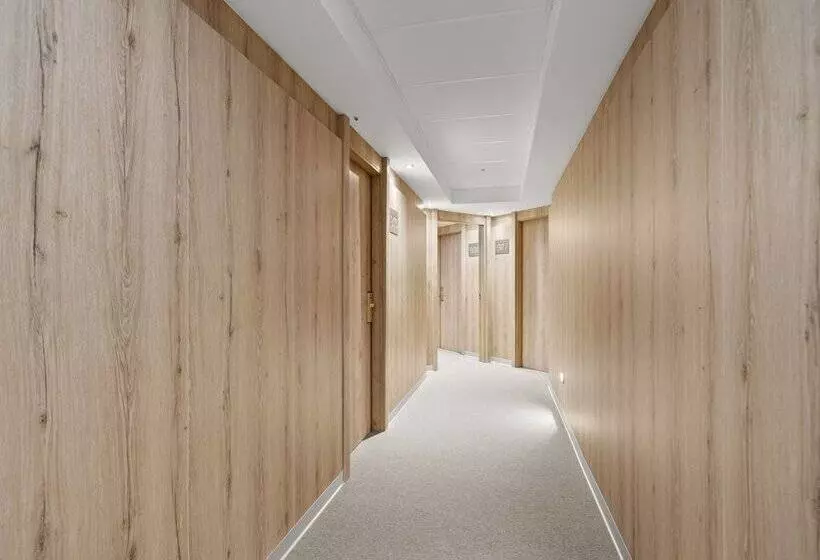 בית מלון כפרי Zentral Ramiro I