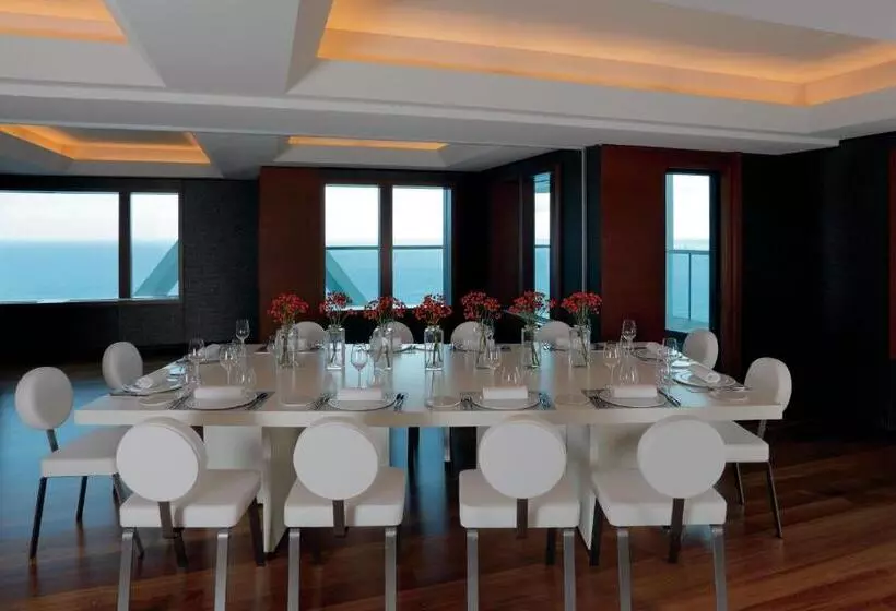 Отель Arts Barcelona