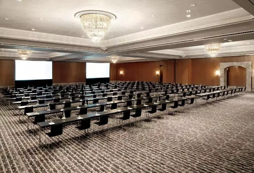 Отель Arts Barcelona