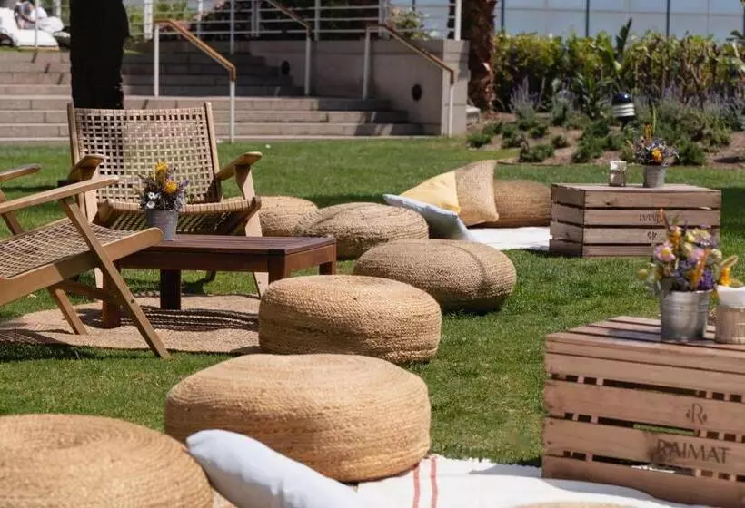 Отель Arts Barcelona