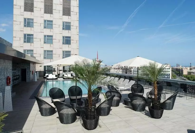 Отель Catalonia Barcelona Plaza