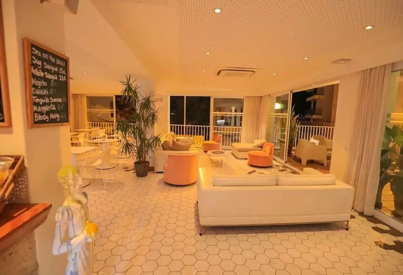 ホテル Es Mitjorn