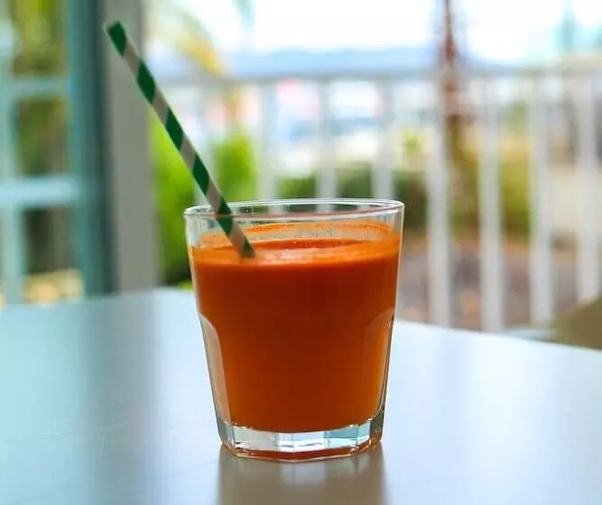 ホテル Es Mitjorn