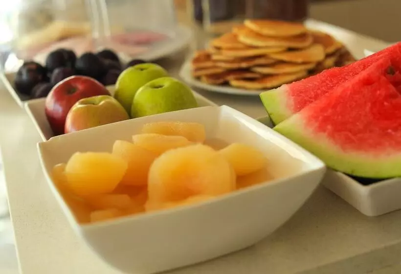 ホテル Es Mitjorn