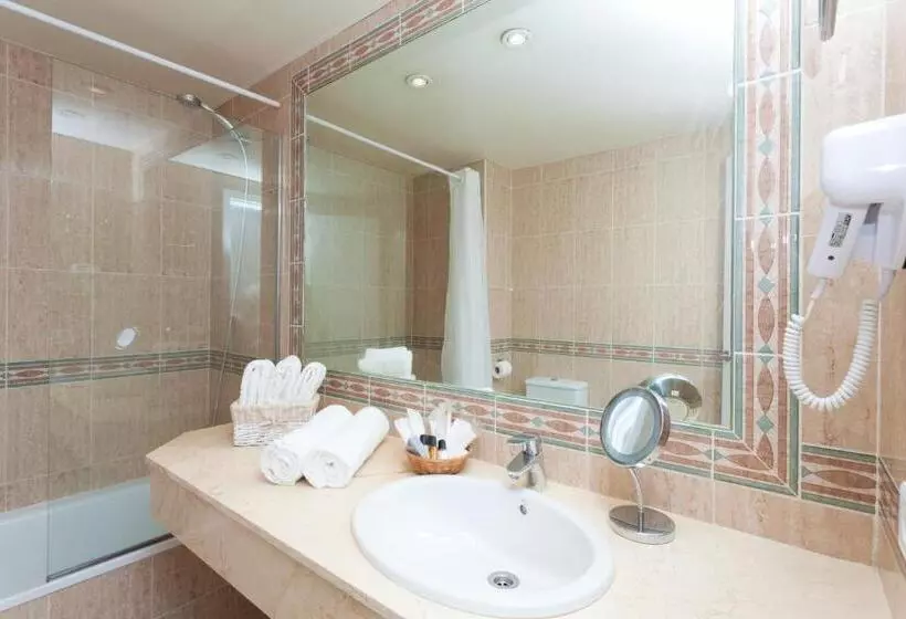 酒店 Fergus Style Cala Blanca Suites