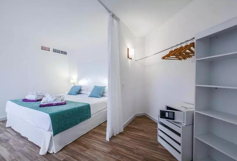 酒店 Fergus Style Cala Blanca Suites