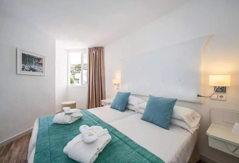 酒店 Fergus Style Cala Blanca Suites