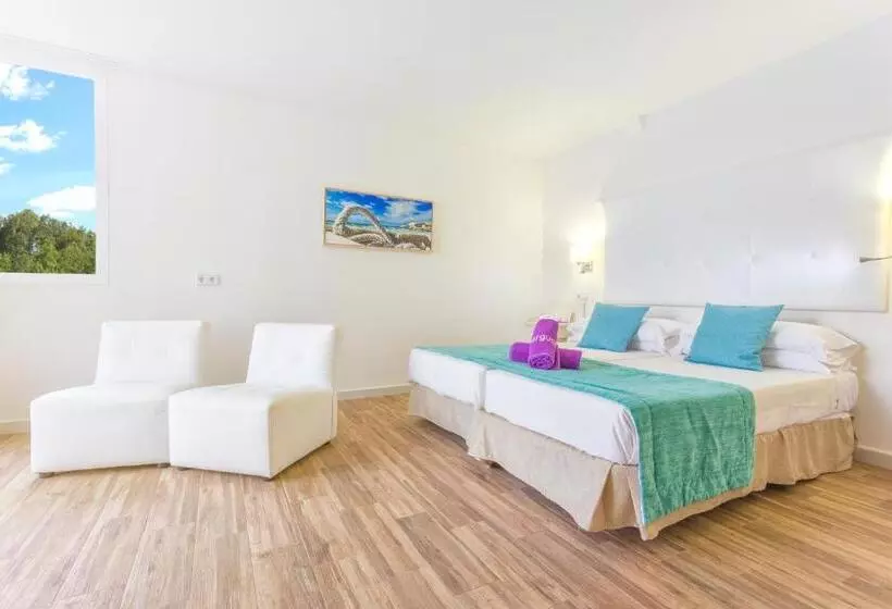 酒店 Fergus Style Cala Blanca Suites