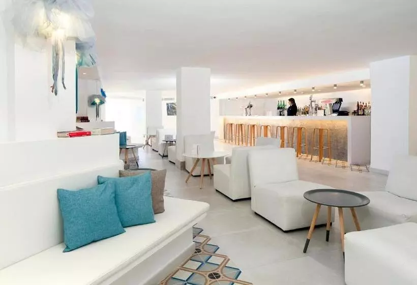 酒店 Fergus Style Cala Blanca Suites