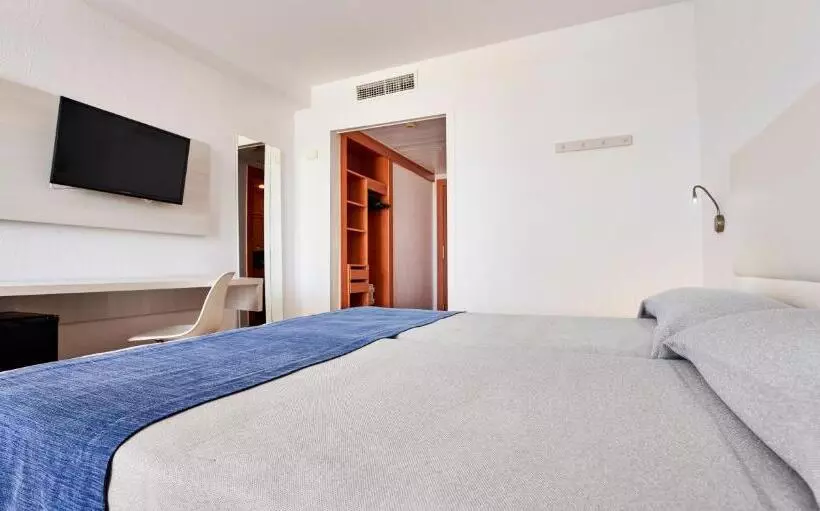 Hotel Globales Cala'n Bosch