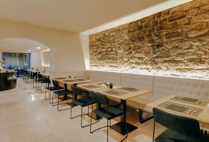 בית מלון כפרי Hesperia Barcelona Barri Gòtic