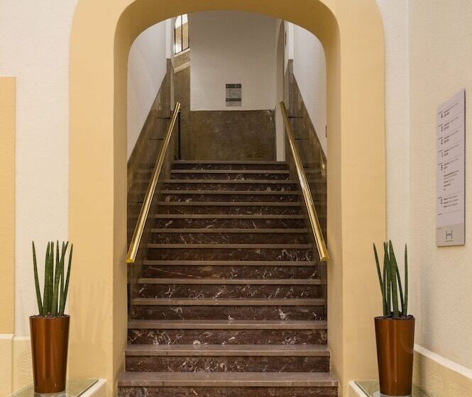 هتل Hesperia Barcelona Barri Gòtic