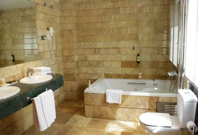 Отель ITC Barcelona By Soho Boutique