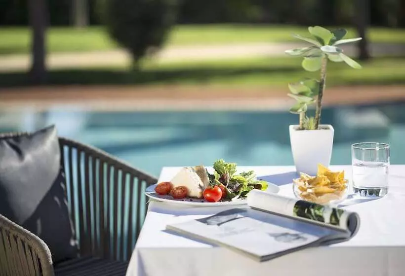 Las Gaviotas Suites Hotel & Spa