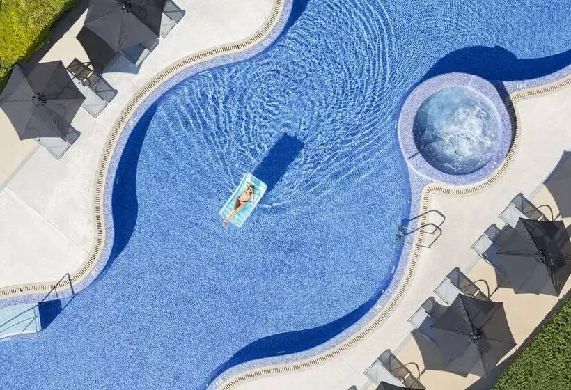 Las Gaviotas Suites Hotel & Spa