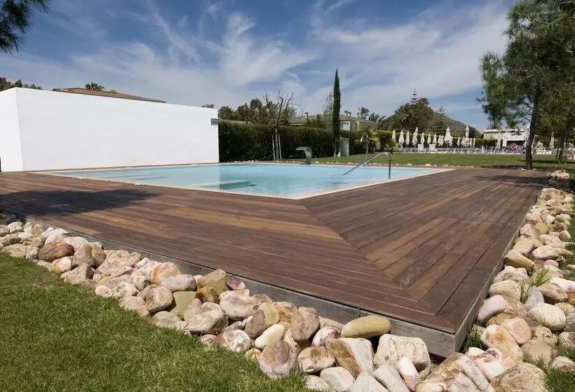 Las Gaviotas Suites Hotel & Spa