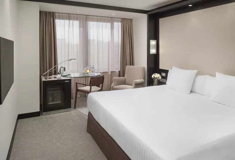 Отель Melia Barcelona Sarriá