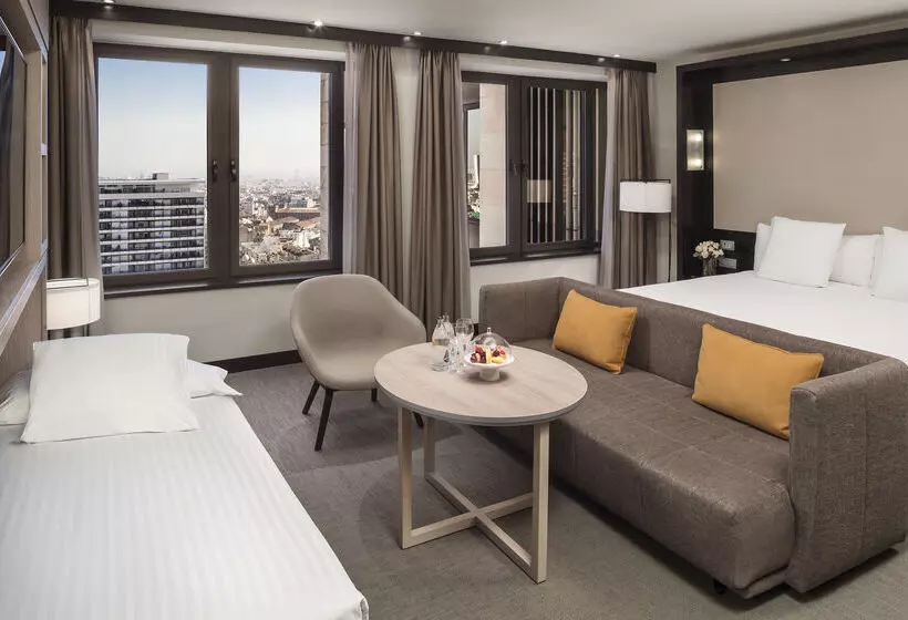 Отель Melia Barcelona Sarriá