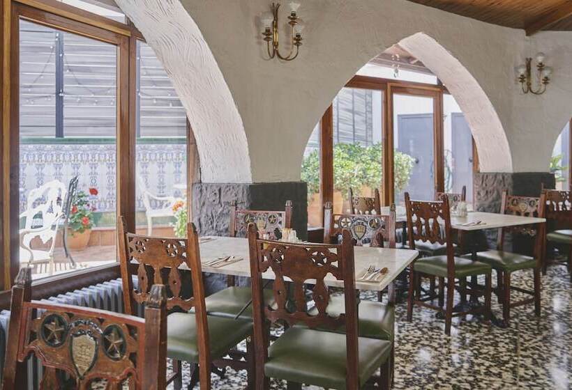 Mesón Castilla Atiram Hotels