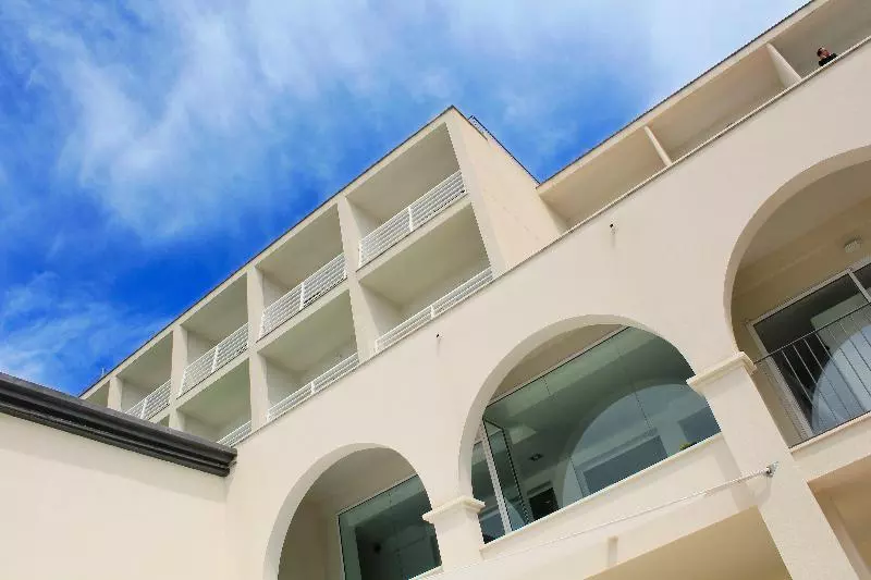 Hotel Bg Nautico Ebeso