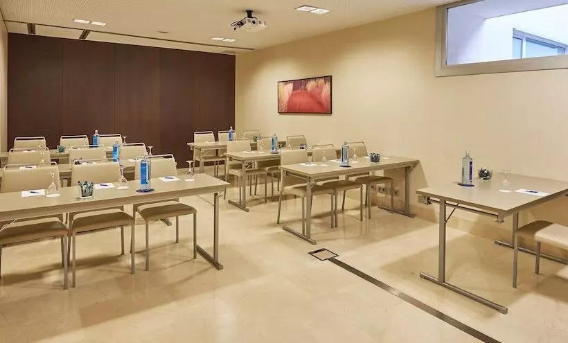 호텔 NH Sants Barcelona