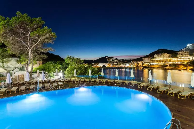 Palladium Hotel Cala Llonga - Adults Only