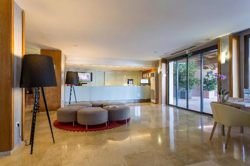 Palladium Hotel Cala Llonga - Adults Only