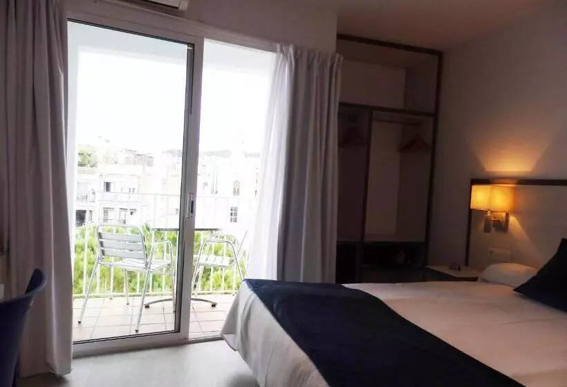 בית מלון כפרי Parrots Sitges