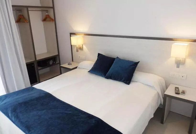 בית מלון כפרי Parrots Sitges