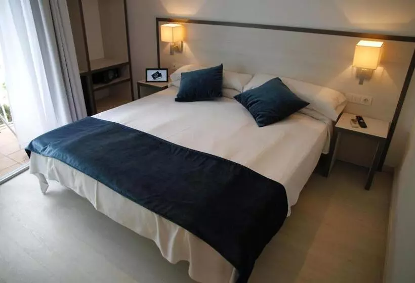 בית מלון כפרי Parrots Sitges