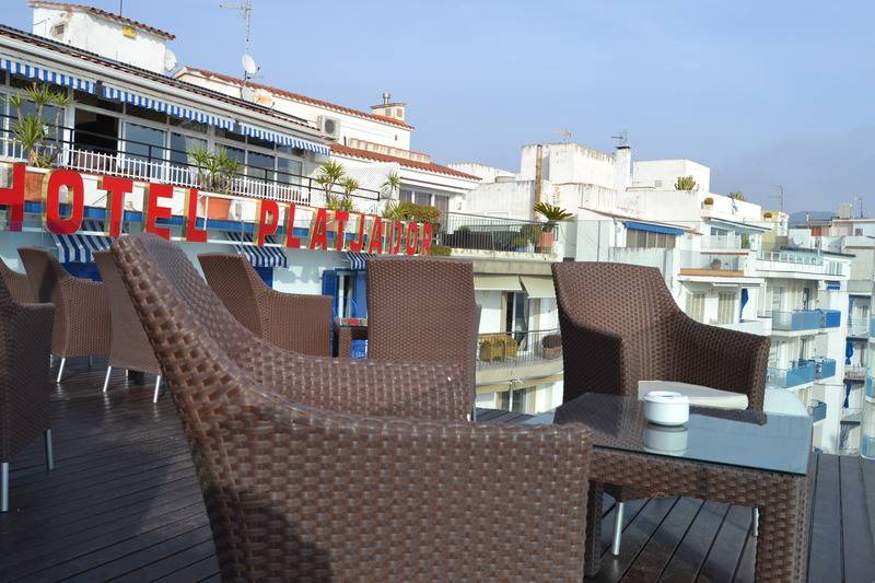 هتل Platjador
