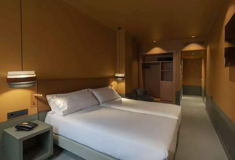 Отель Chic&basic Reding