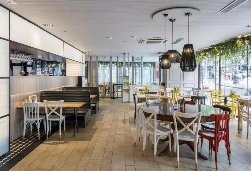 Отель Royal Ramblas