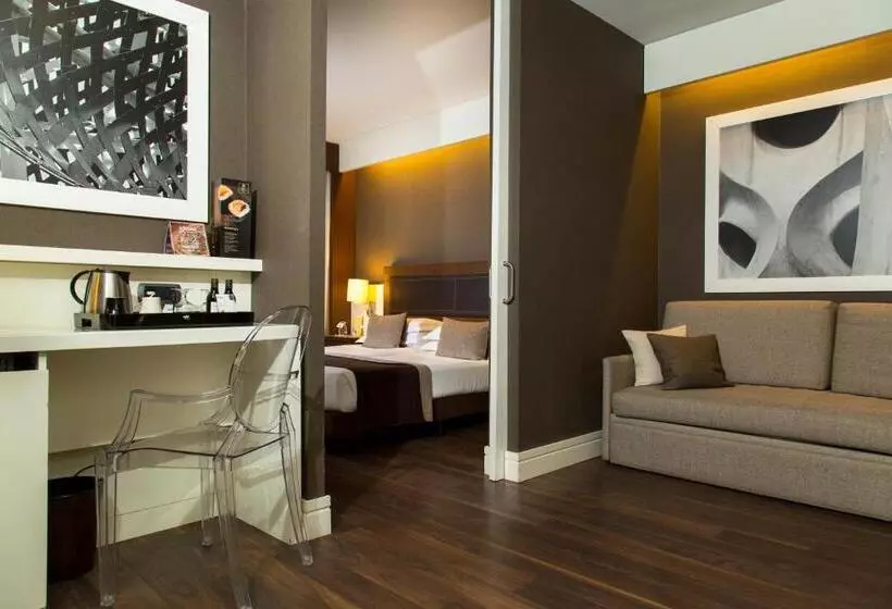 Отель Royal Ramblas