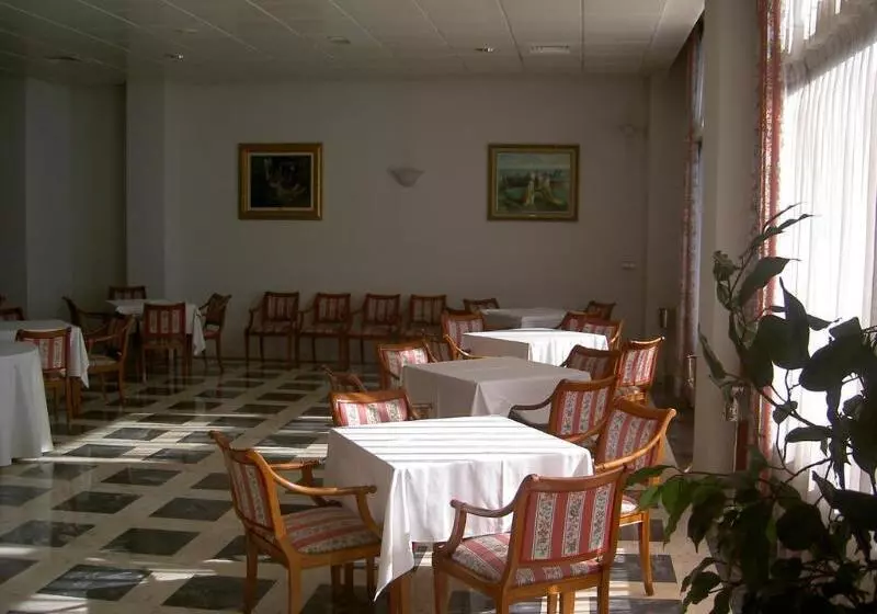 فندق Turia Valencia