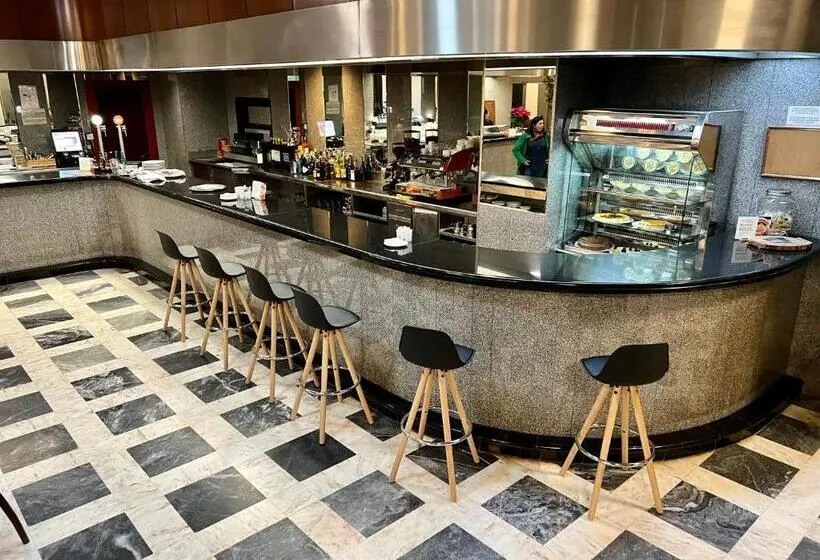 ホテル Turia Valencia