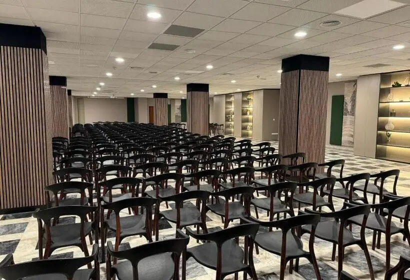 ホテル Turia Valencia