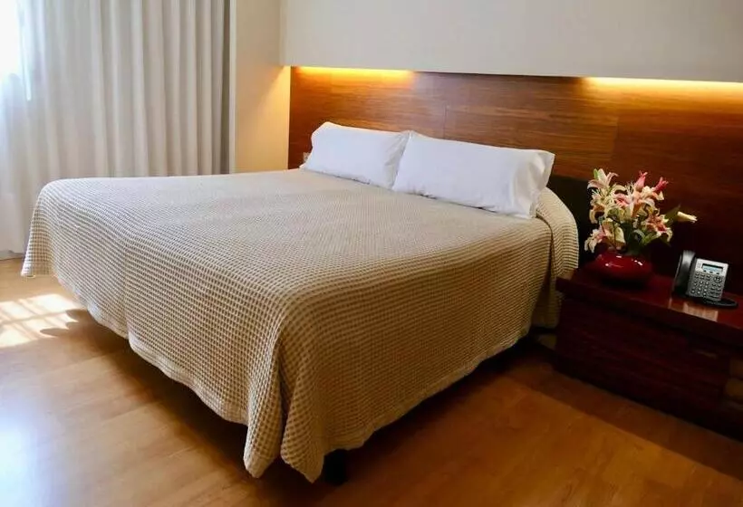 Hotelli Turin Barcelona