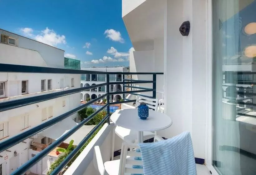 Отель Vibra Isola - Adults Only