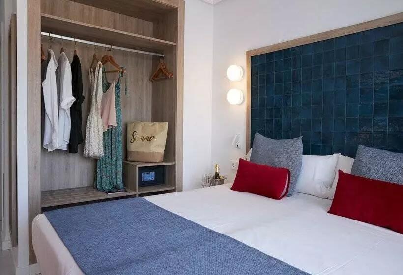 Отель Vibra Isola - Adults Only