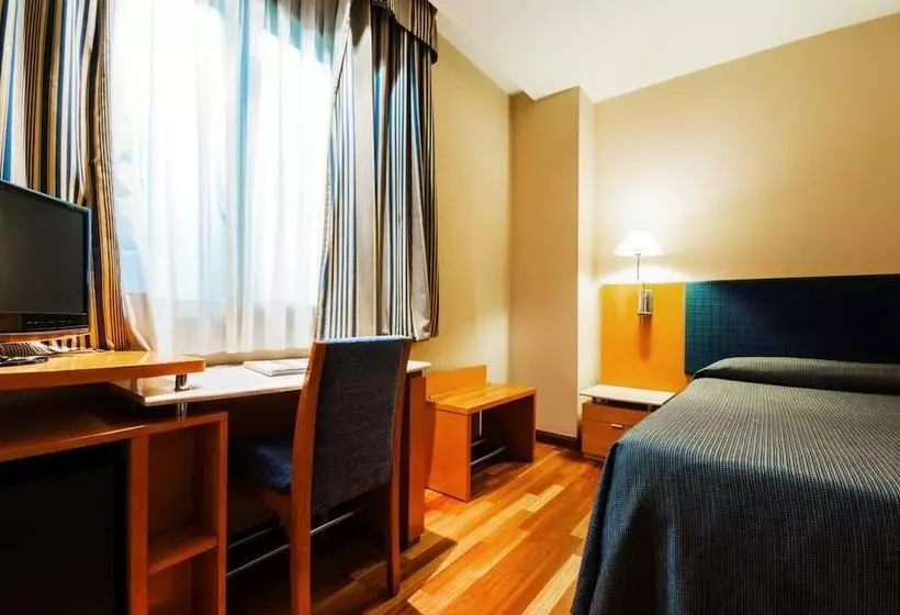 فندق Villacarlos