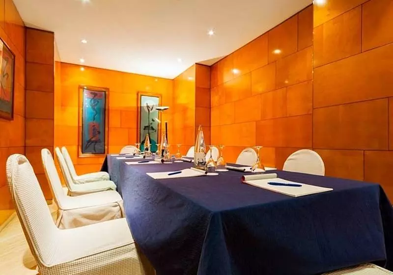 فندق Villacarlos