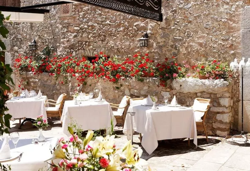 L’hermitage Hotel & Spa